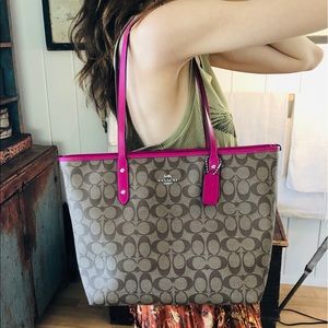 ♥️ Coach ♥️ Pink Leather Tote